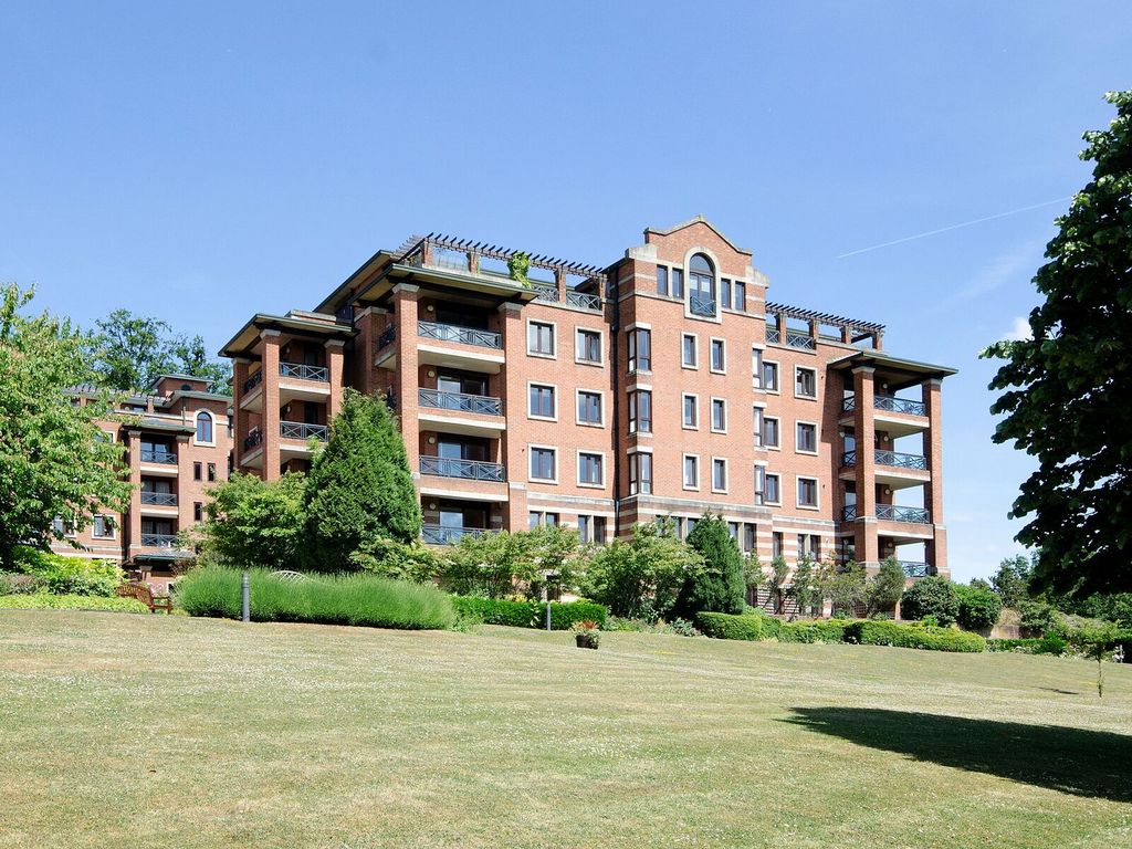 Property photo 1 of 51