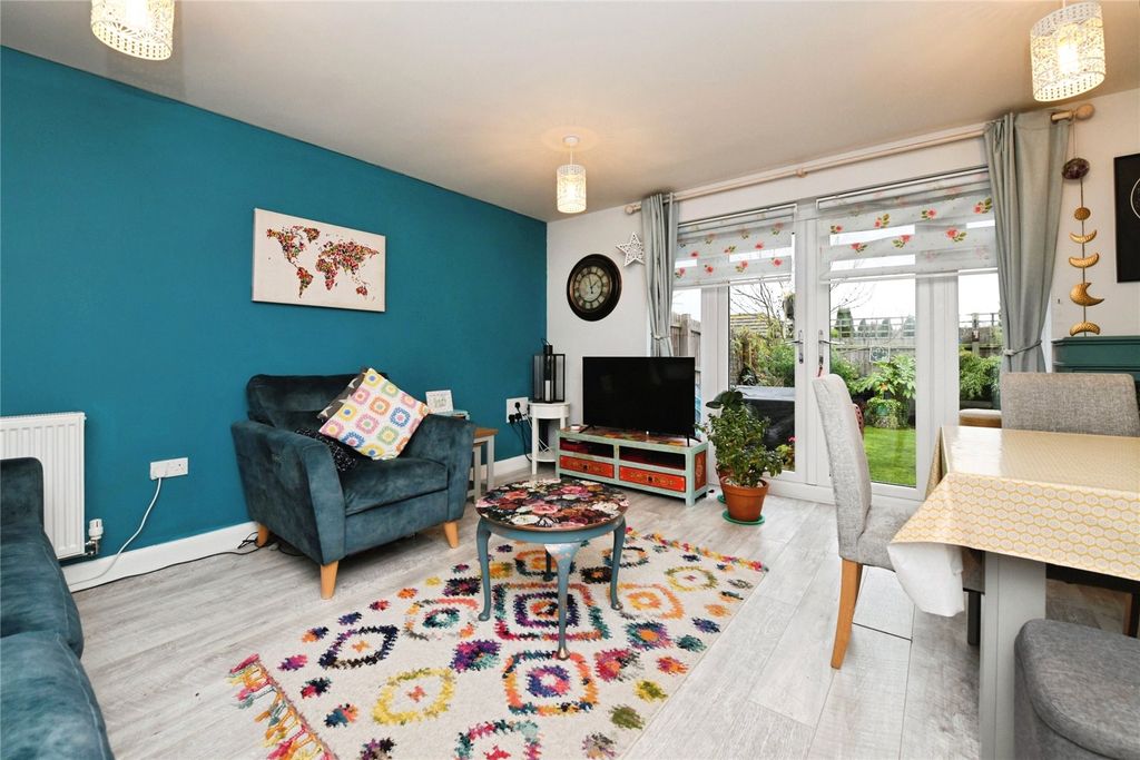 Property photo 2 of 20 Picture No. 05