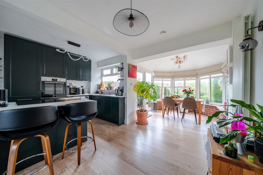 Property photo 3 of 24 1435860-14-69ce9016d771B.Jpg