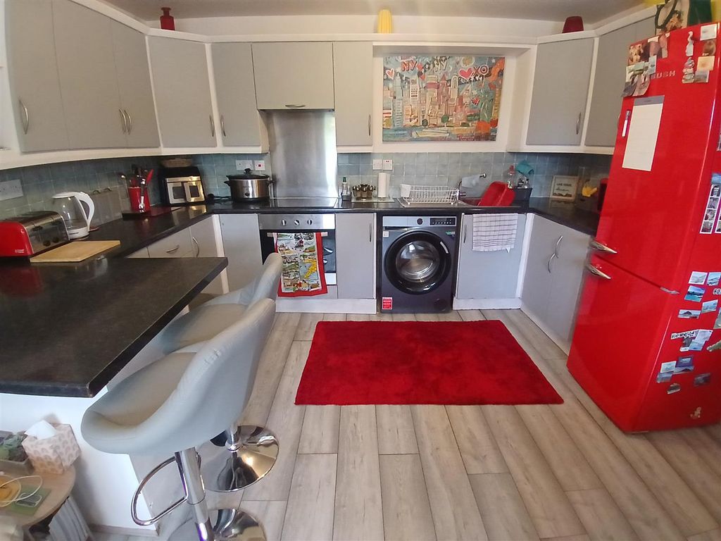 Additional image 6 of 2 bed flat for saleVernons Mews, Black-A-Tree Road, Nuneaton CV10