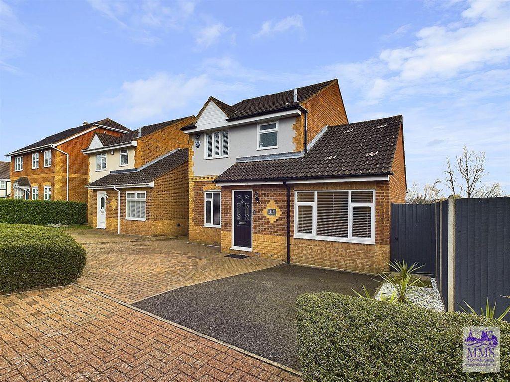 Property photo 1 of 23 Cam02633G0-Pr0246-Still033.Jpg