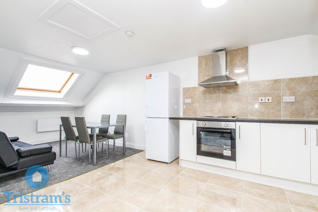 Property photo 2 of 14 Img_8696