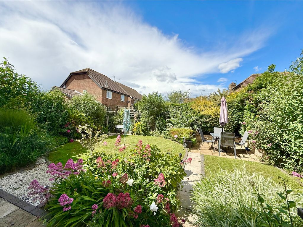 Property photo 2 of 16