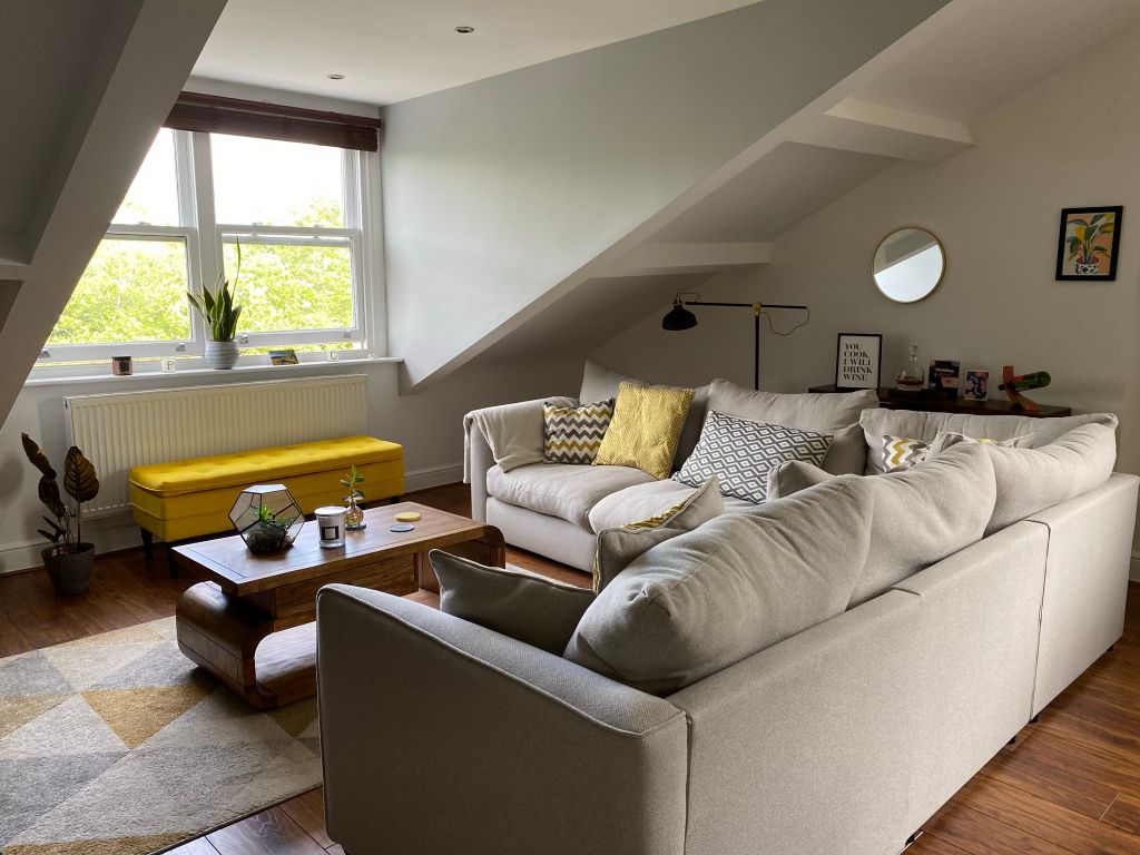 Property photo 2 of 10