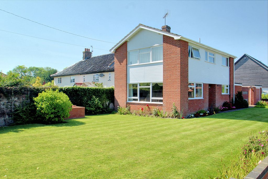 Property photo 1 of 25