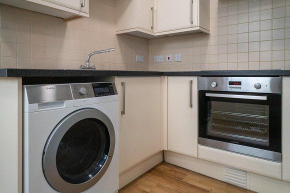 Property photo 2 of 8 Kitchen