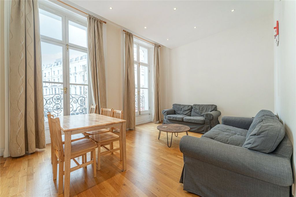 Property photo 2 of 8