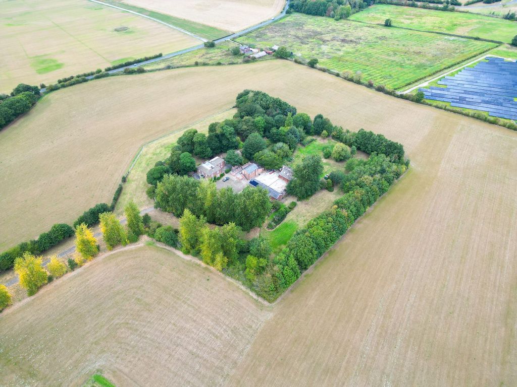 Property photo 2 of 56
