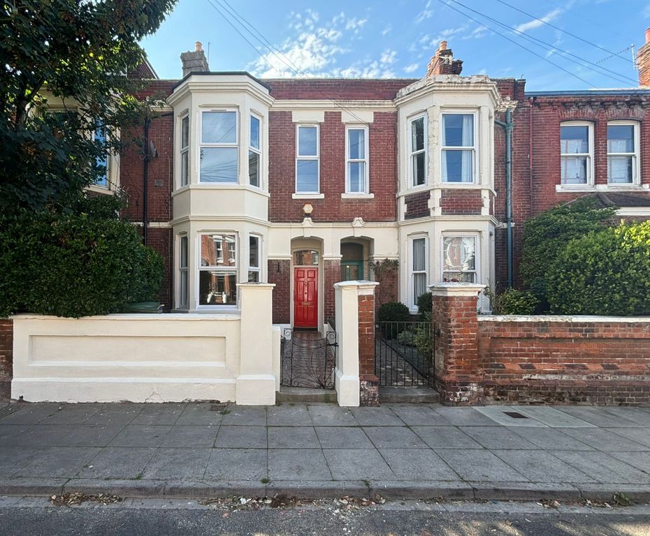 Property photo 1 of 20