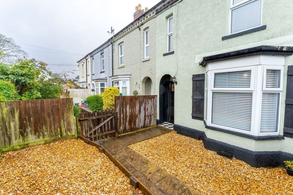 Property photo 2 of 16