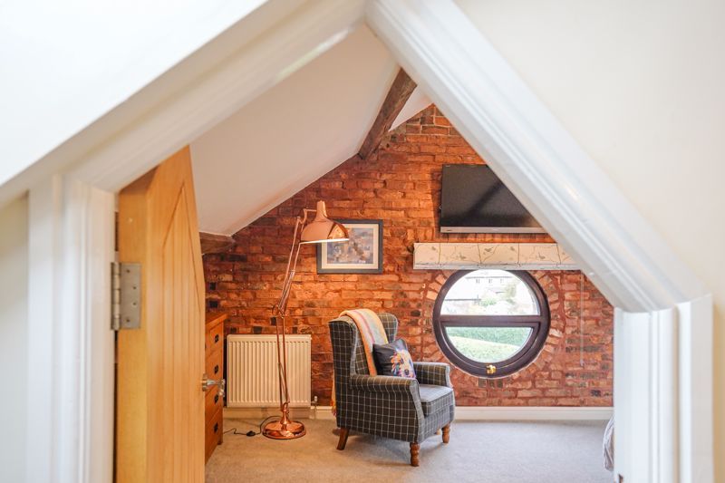 Property photo 3 of 41 Photo 17