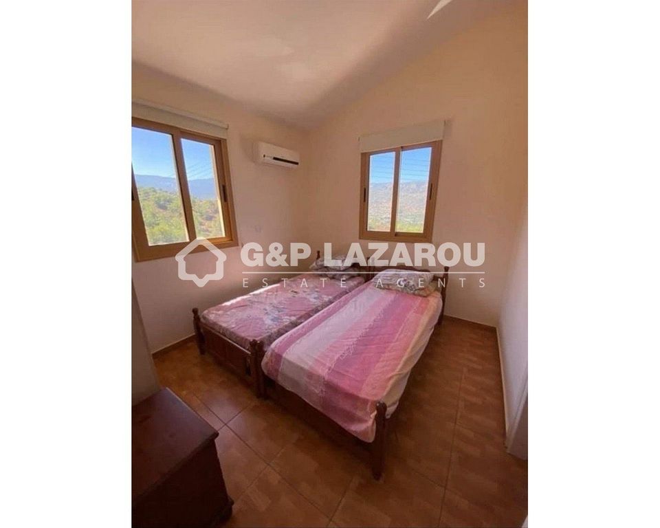 Property photo 3 of 4