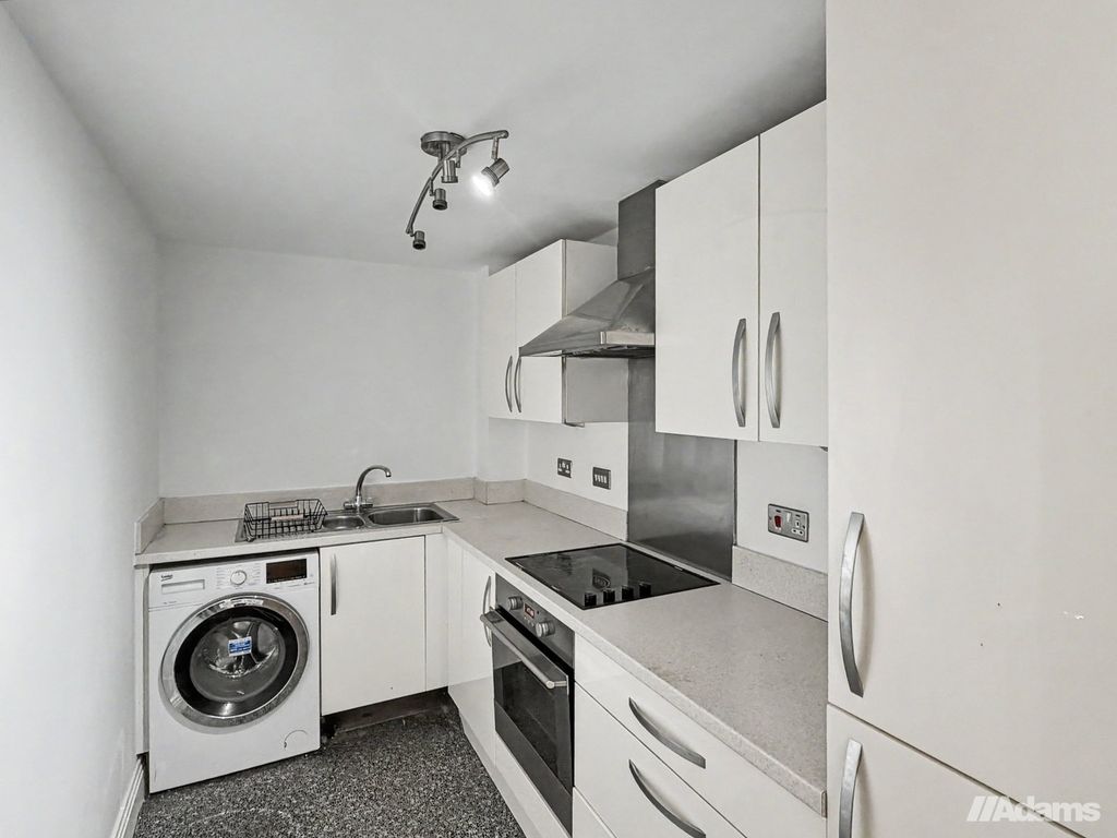 Property photo 3 of 7