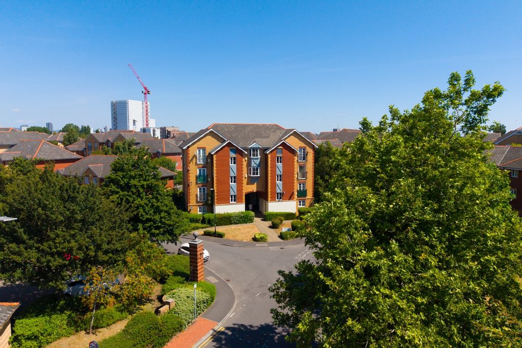 Property photo 1 of 15 Call 02920 454555 To Secure Your Viewing_2