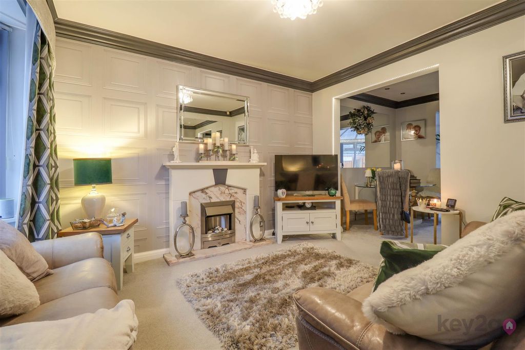 Property photo 2 of 21 Img_8316-Img_8318.Jpg