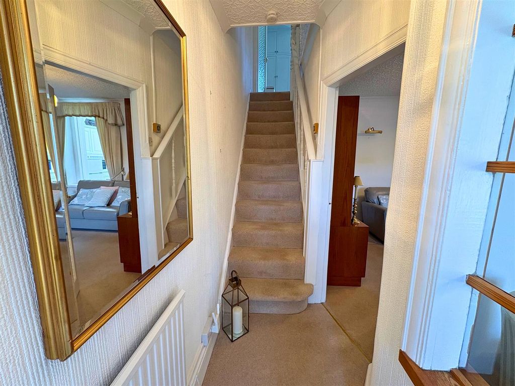 Property photo 3 of 29 Hallway