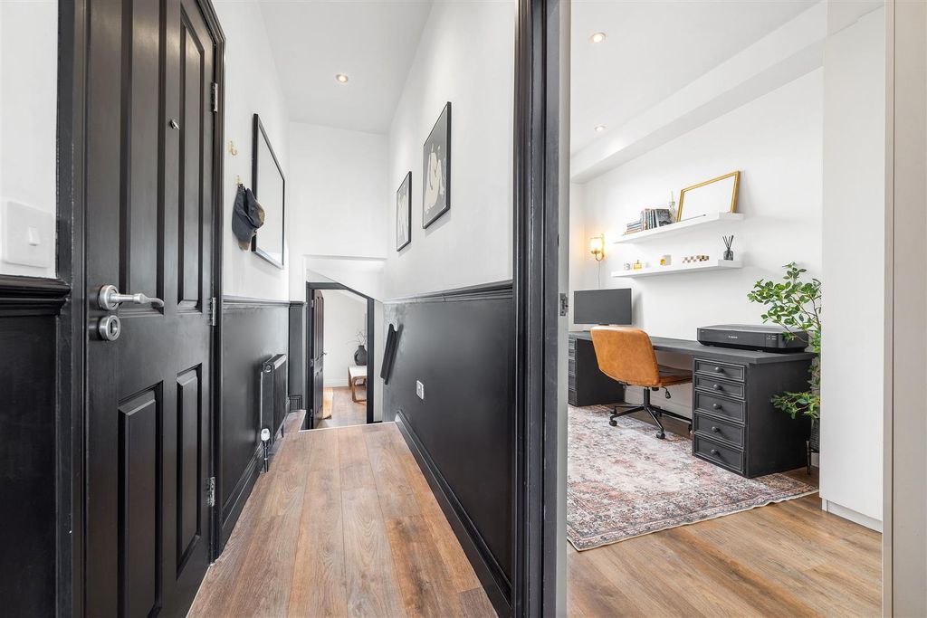 Property photo 2 of 12 Birchanger Road-8.Jpg