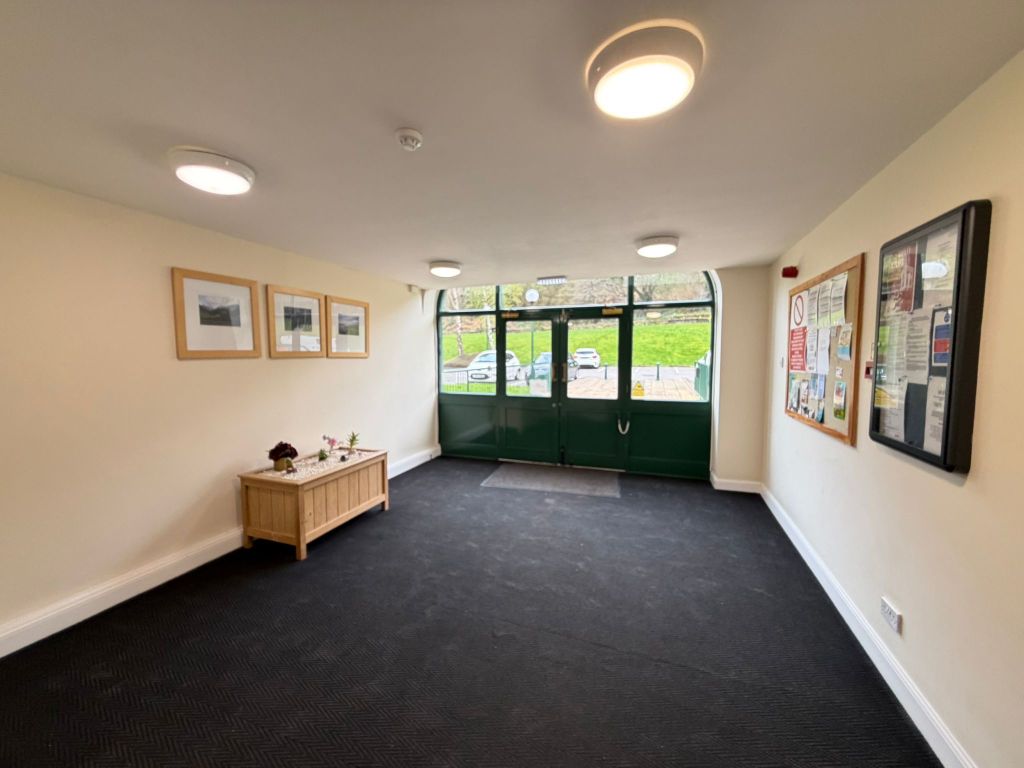 Property photo 2 of 7 Bedroom 1