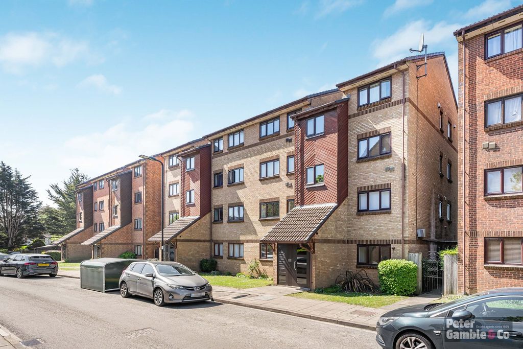 Property photo 1 of 17