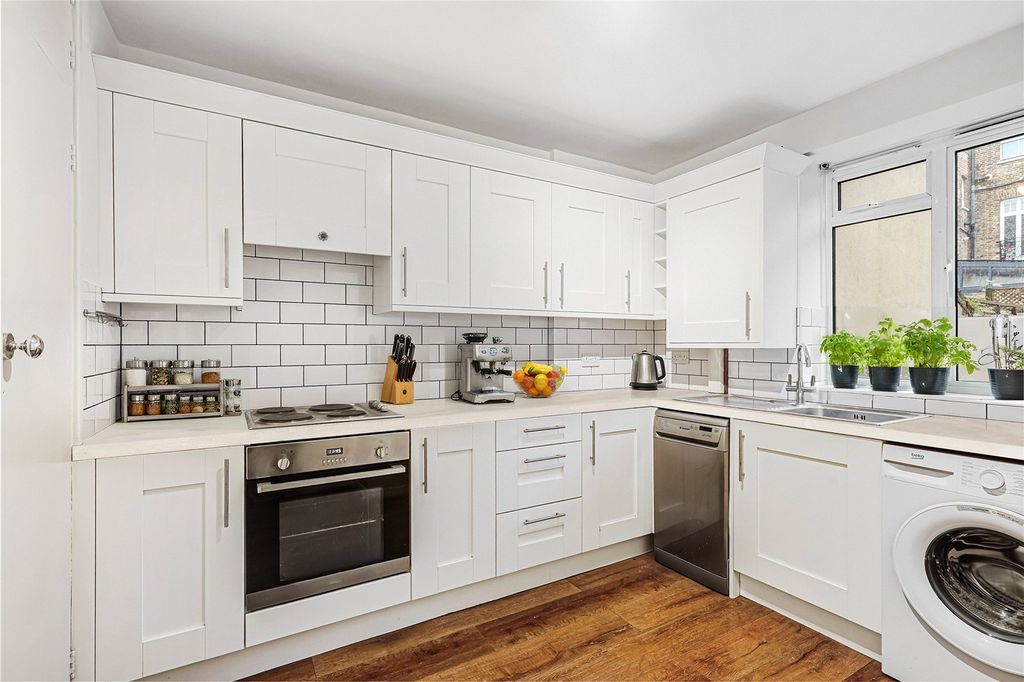 Property photo 1 of 15 Picture No. 22