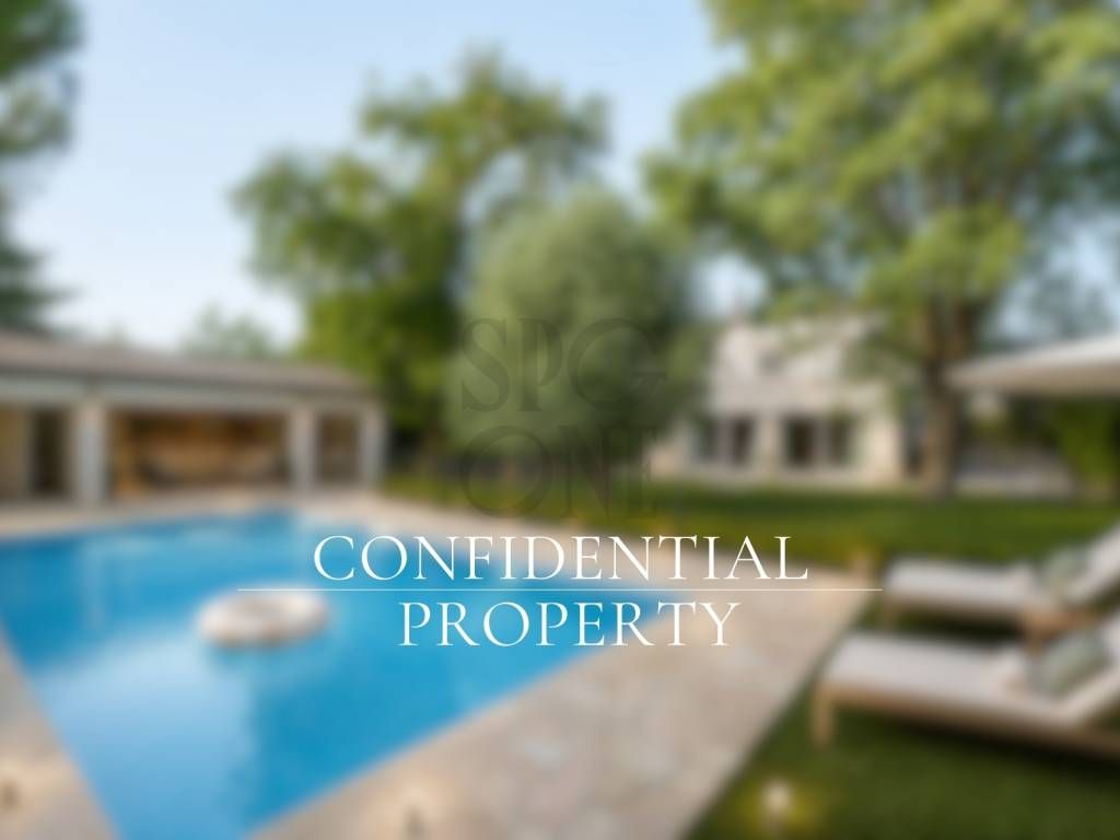 Property photo 1 of 3