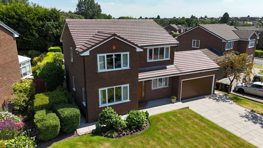 Property photo 1 of 55 4 Braybrook Drive