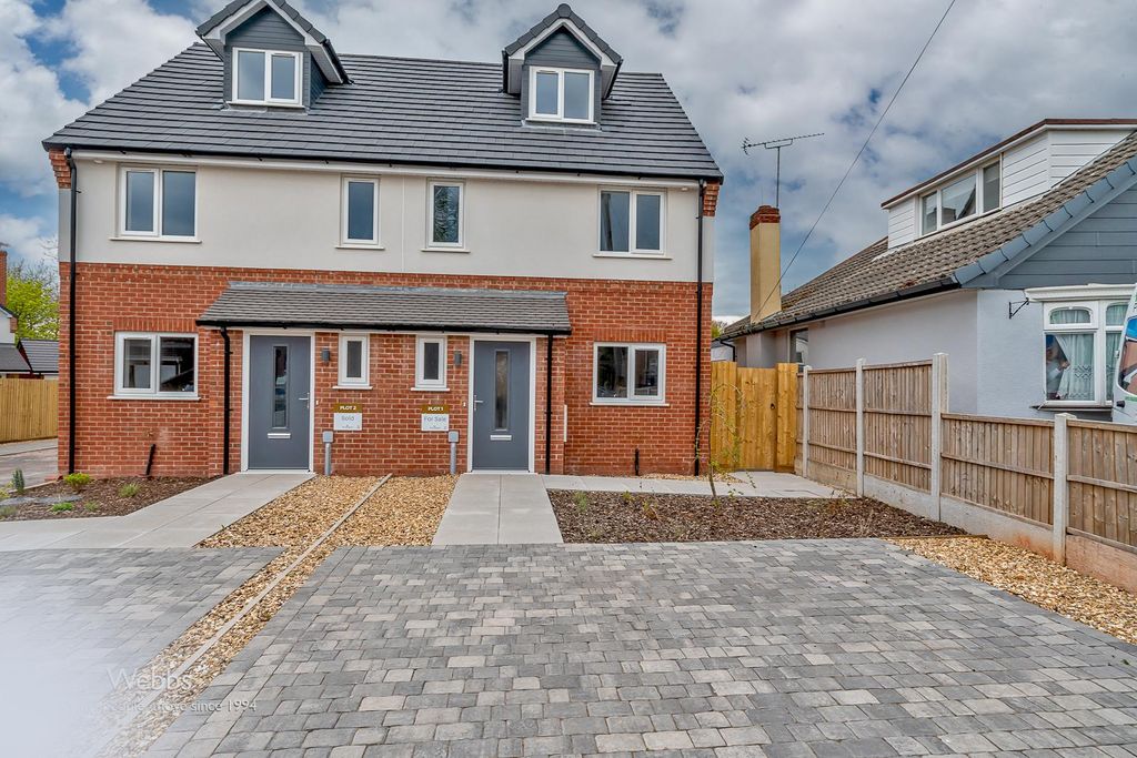 Property photo 3 of 36 Â© Webbs Estate Agents Â© (57 Of 93).Jpg
