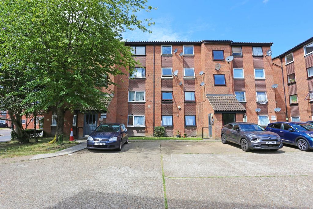 Property photo 1 of 7