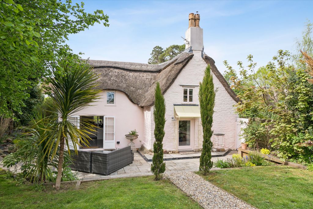 Property photo 1 of 18 Image
