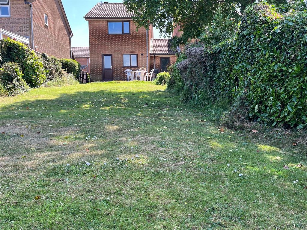 Property photo 2 of 20 4242 Rear And Garden.Jpg