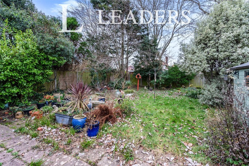 Property photo 3 of 10 Garden