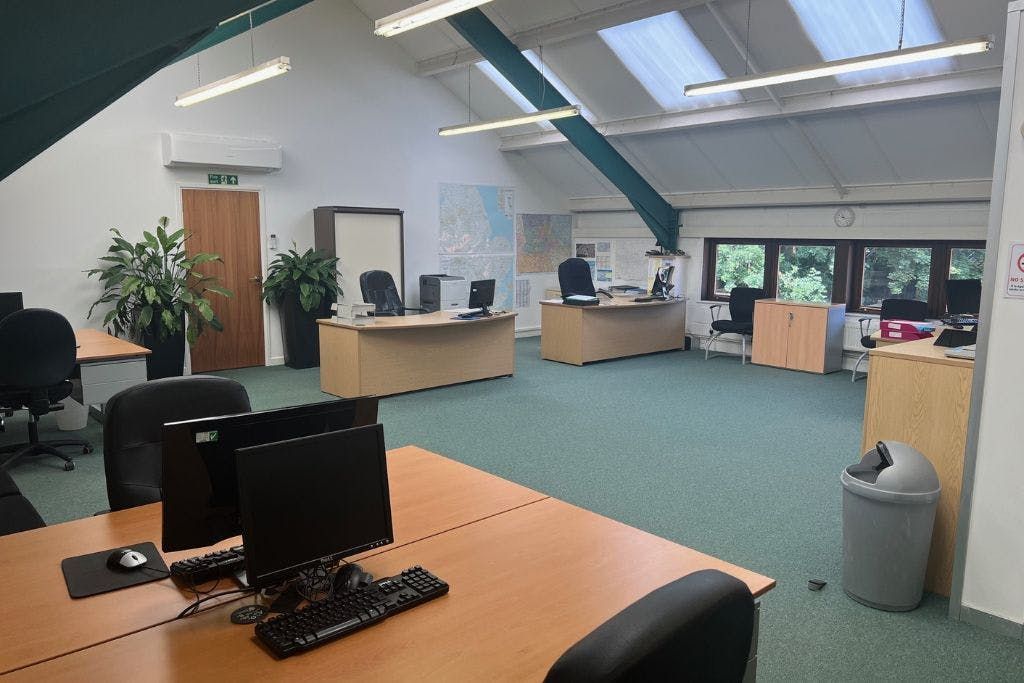 Property photo 3 of 8 3.Jpg