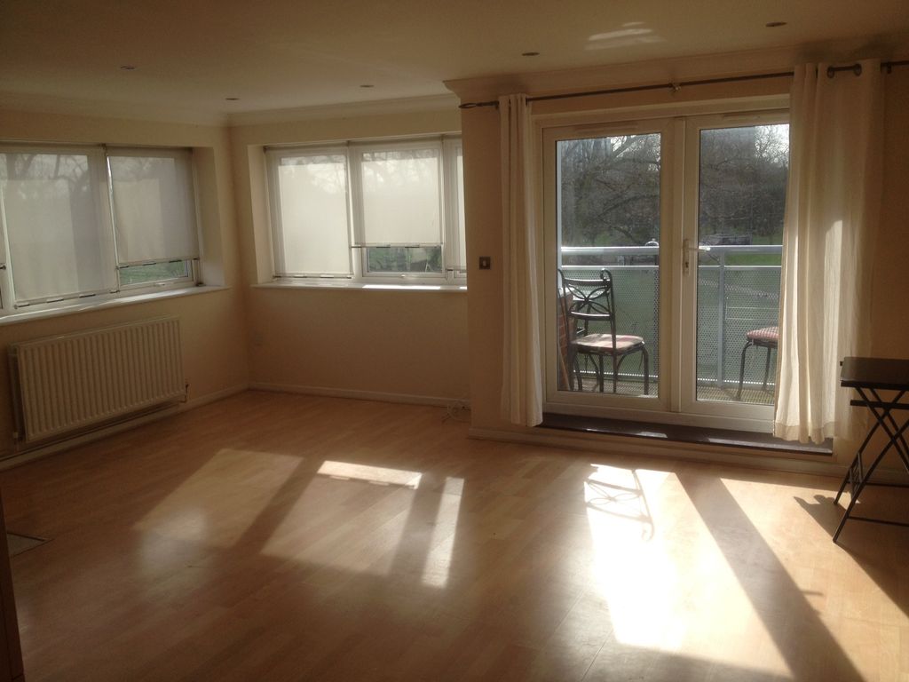 Property photo 3 of 5