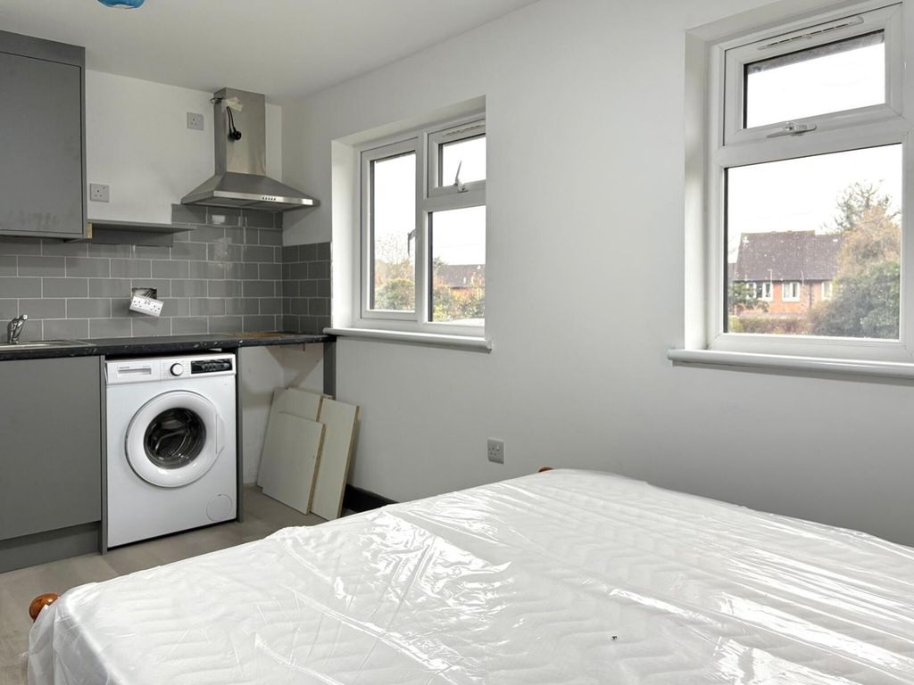 Property photo 3 of 11 Bright, Simply Styled Bedroom With Fresh Neutral W...