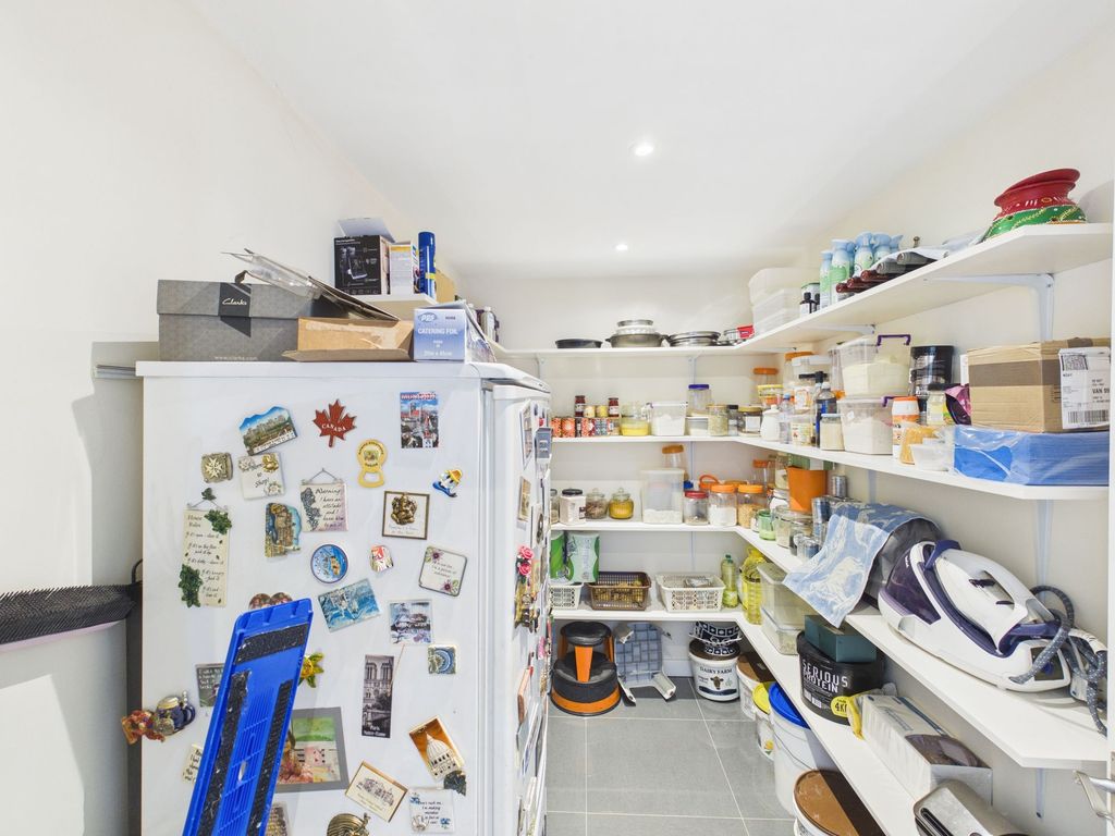 Additional image 13 of 4 bed detached house for salePastures Hill, Littleover DE23