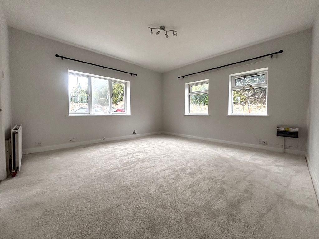 Property photo 2 of 9 Gallery