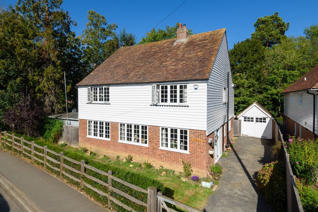 Property photo 1 of 30 4810130