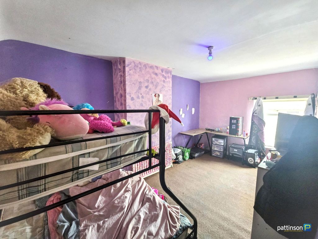 Property photo 3 of 5