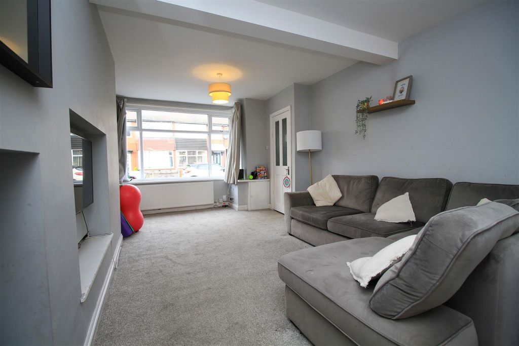 Property photo 1 of 14 Lounge...Jpg