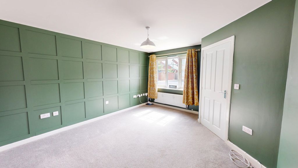Property photo 3 of 17 4281243