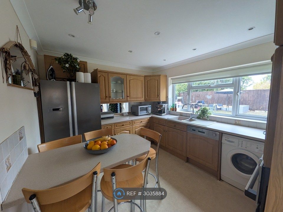 Property photo 3 of 4