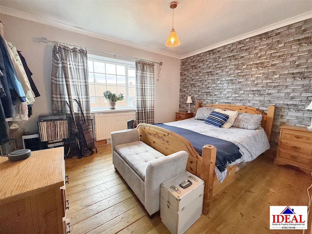 Property photo 3 of 17 Image00017.Jpg