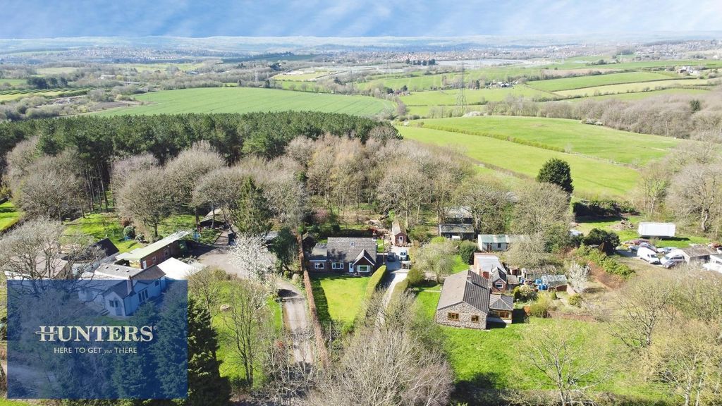 Property photo 1 of 32 Front Drone 02.Jpg