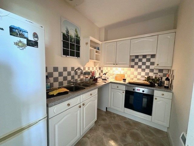 Property photo 1 of 5 Kitchen