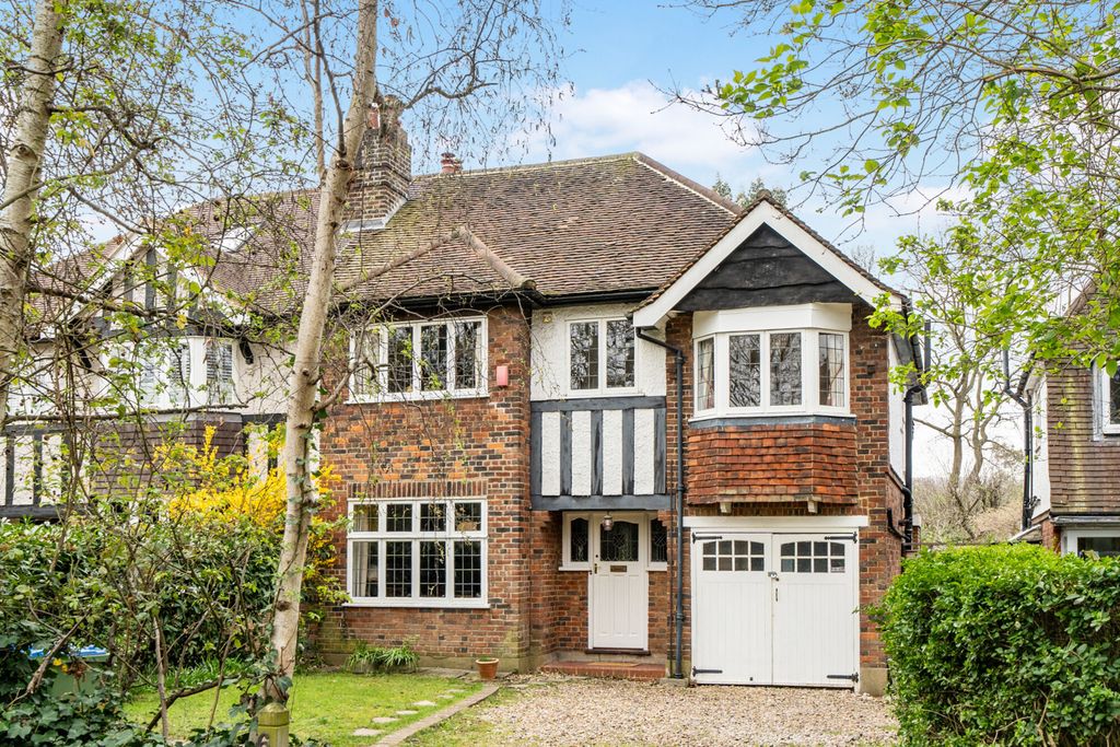 Property photo 1 of 37 External