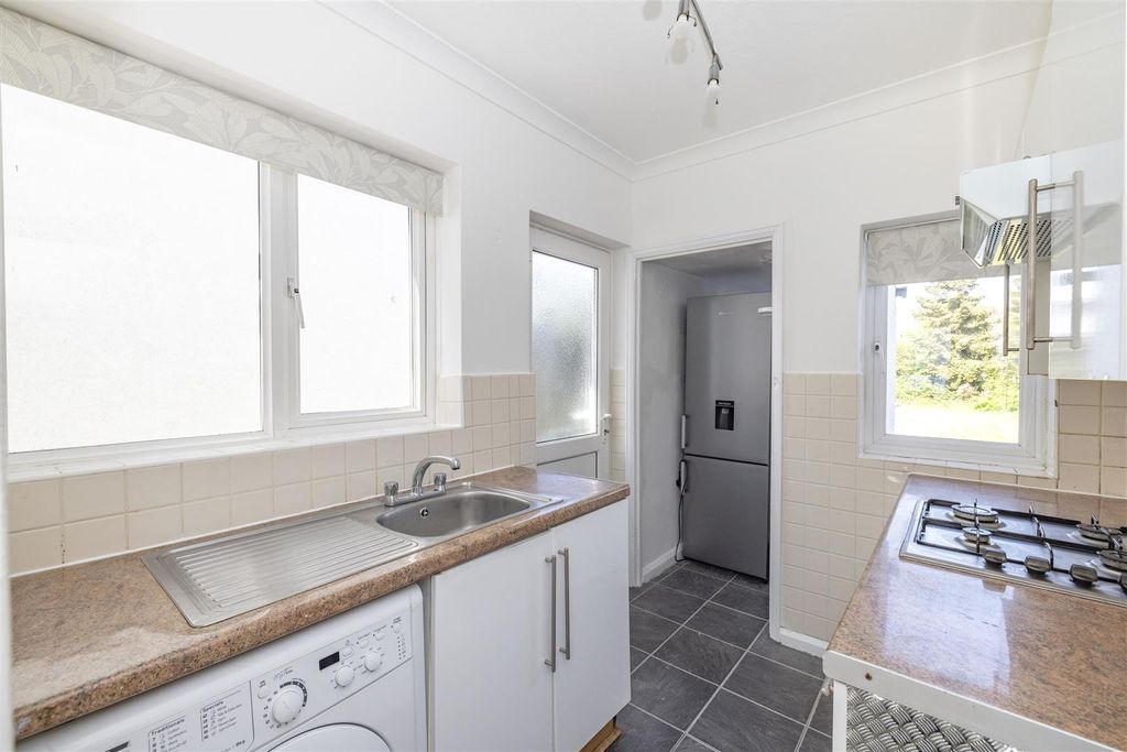 Property photo 2 of 22 Coopers Estate Agents