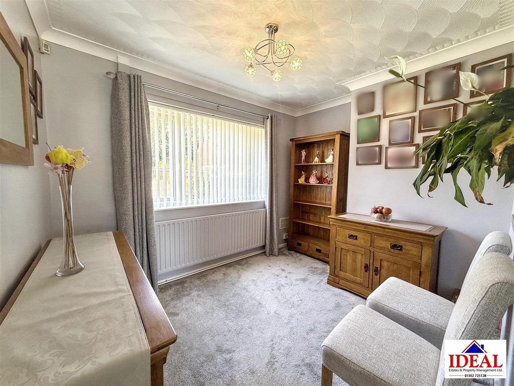 Property photo 3 of 16 Image00021_Blurred (3).Jpg