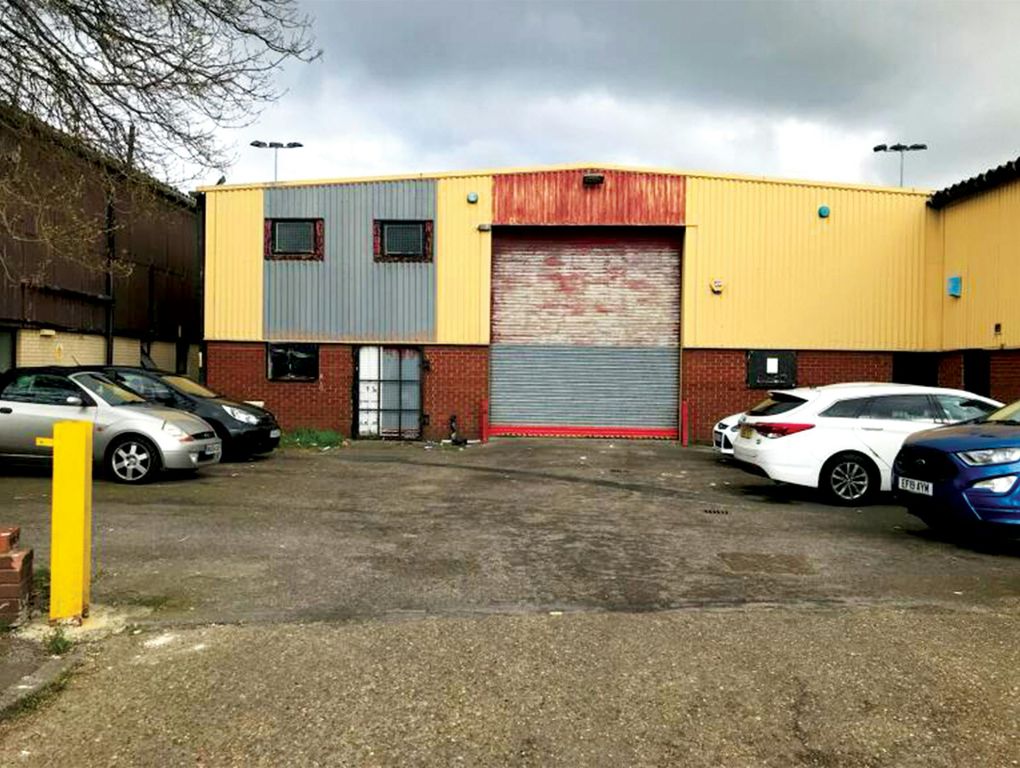 Property photo 1 of 1 Unit8Redburnindustrialestate.Jpg