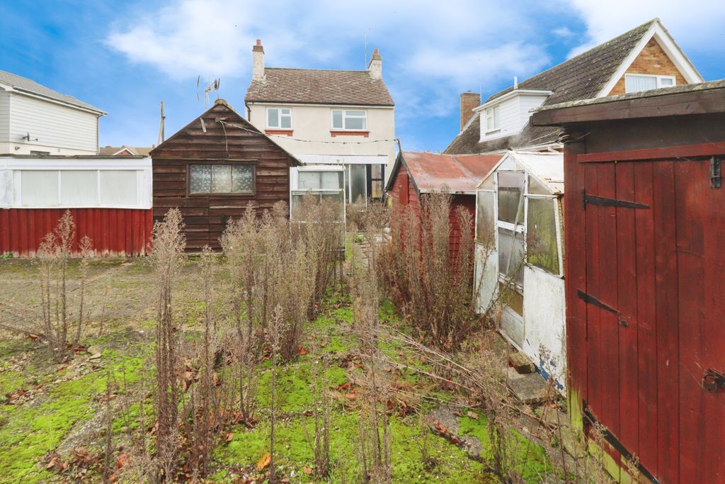 Property photo 3 of 15 Photo #3