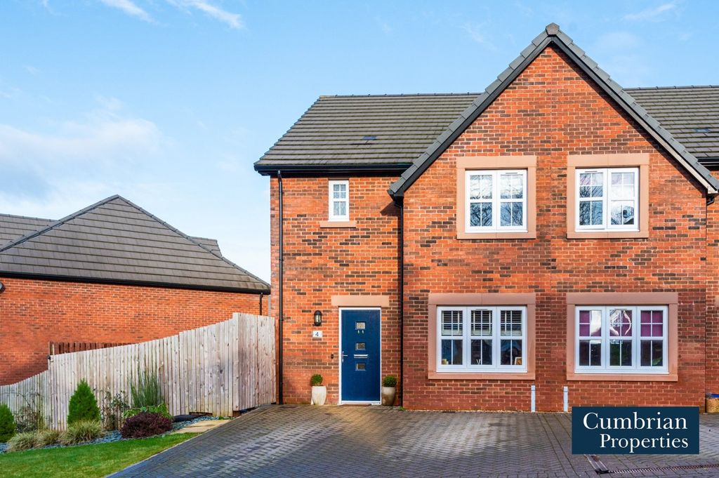 Property photo 1 of 20 Front External